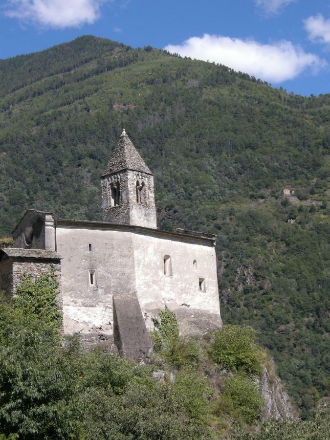 Atirano Villa Buitenkant foto