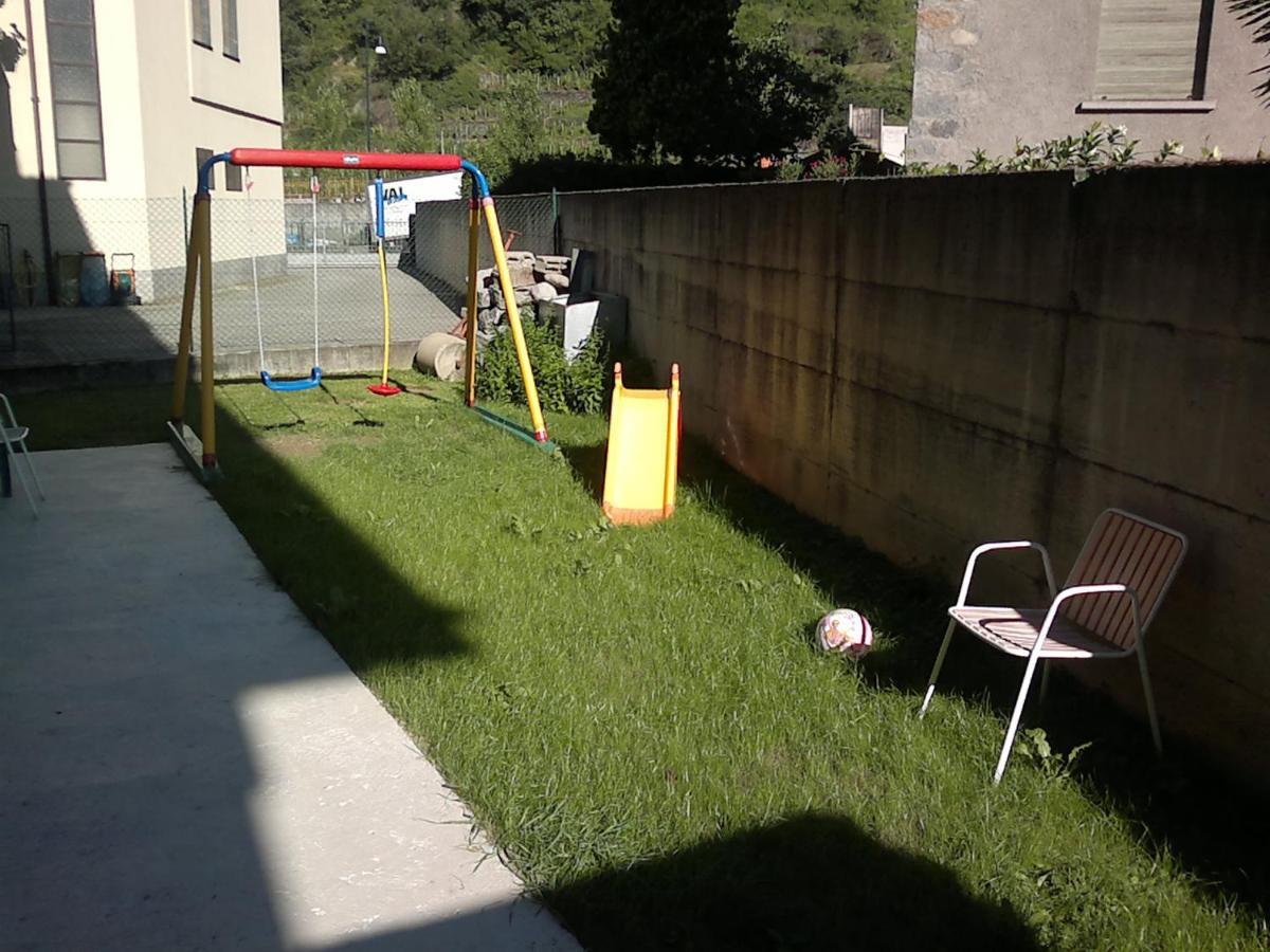 Atirano Villa Buitenkant foto